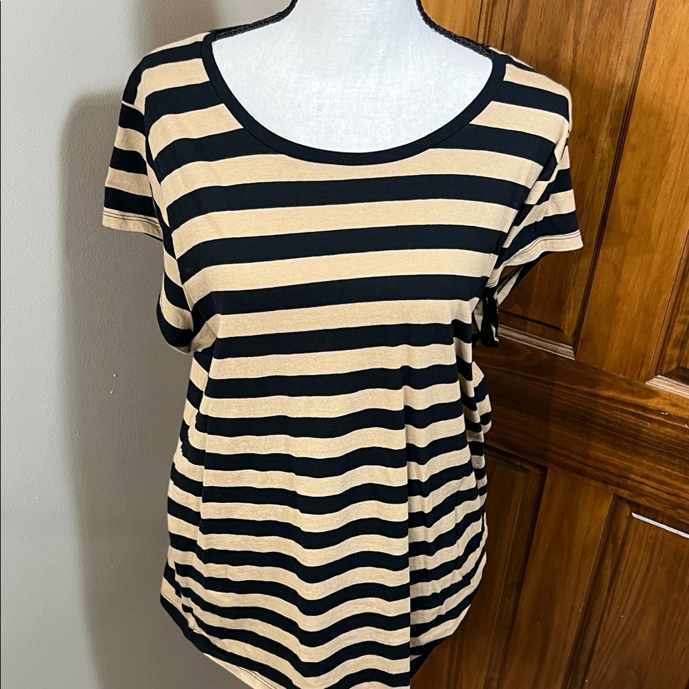 Universal Thread Black and Tan Striped Short Sleeve Top